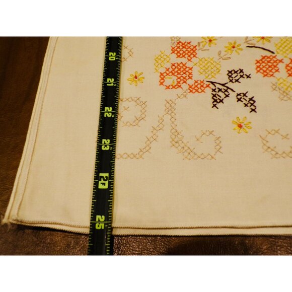 Vtg Hand Embroidered Floral Ecru Tablecloth Cross-Stitched Orange Yellow Brown - Picture 7 of 7